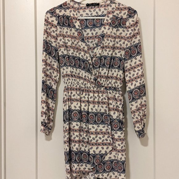 Pattern long sleeve dress - Picture 1 of 2